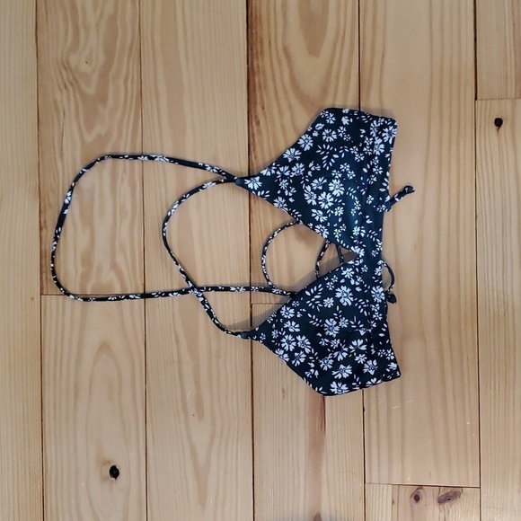 Shein Bikini Tops - Picture 1 of 2